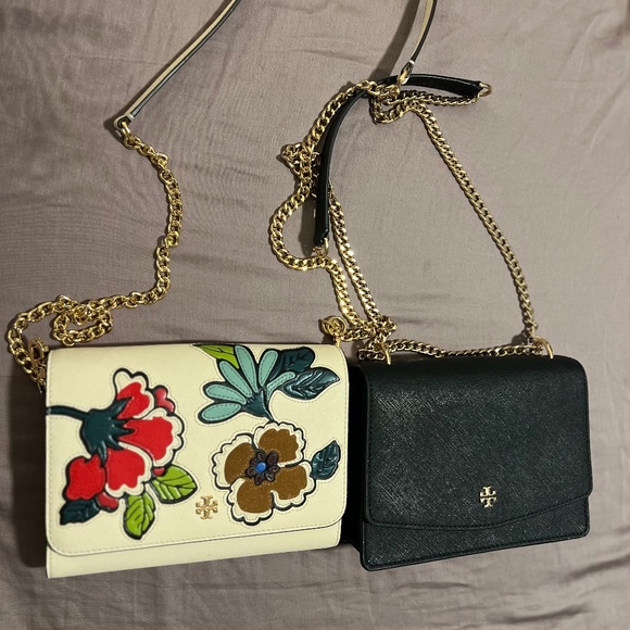 Shoulder bags
